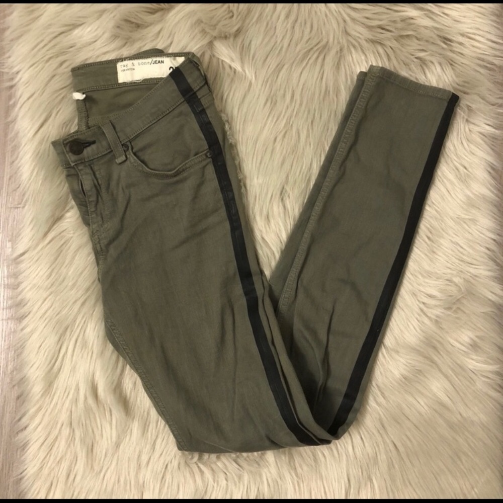 **SOLD** Rag and bone/jean tuxedo skinny jeans